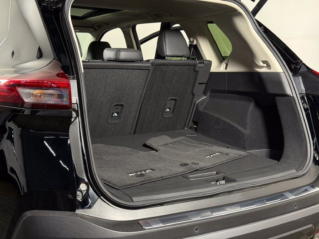 2023 Nissan Rogue SL Nissan Certified