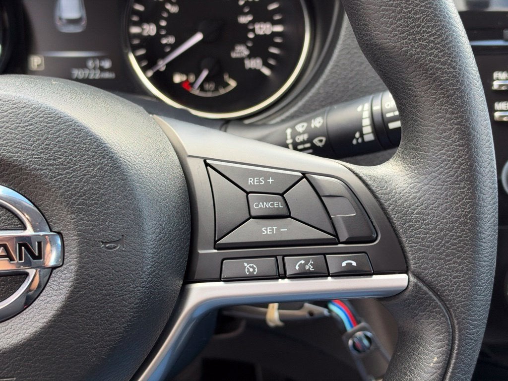 2017 Nissan Rogue S