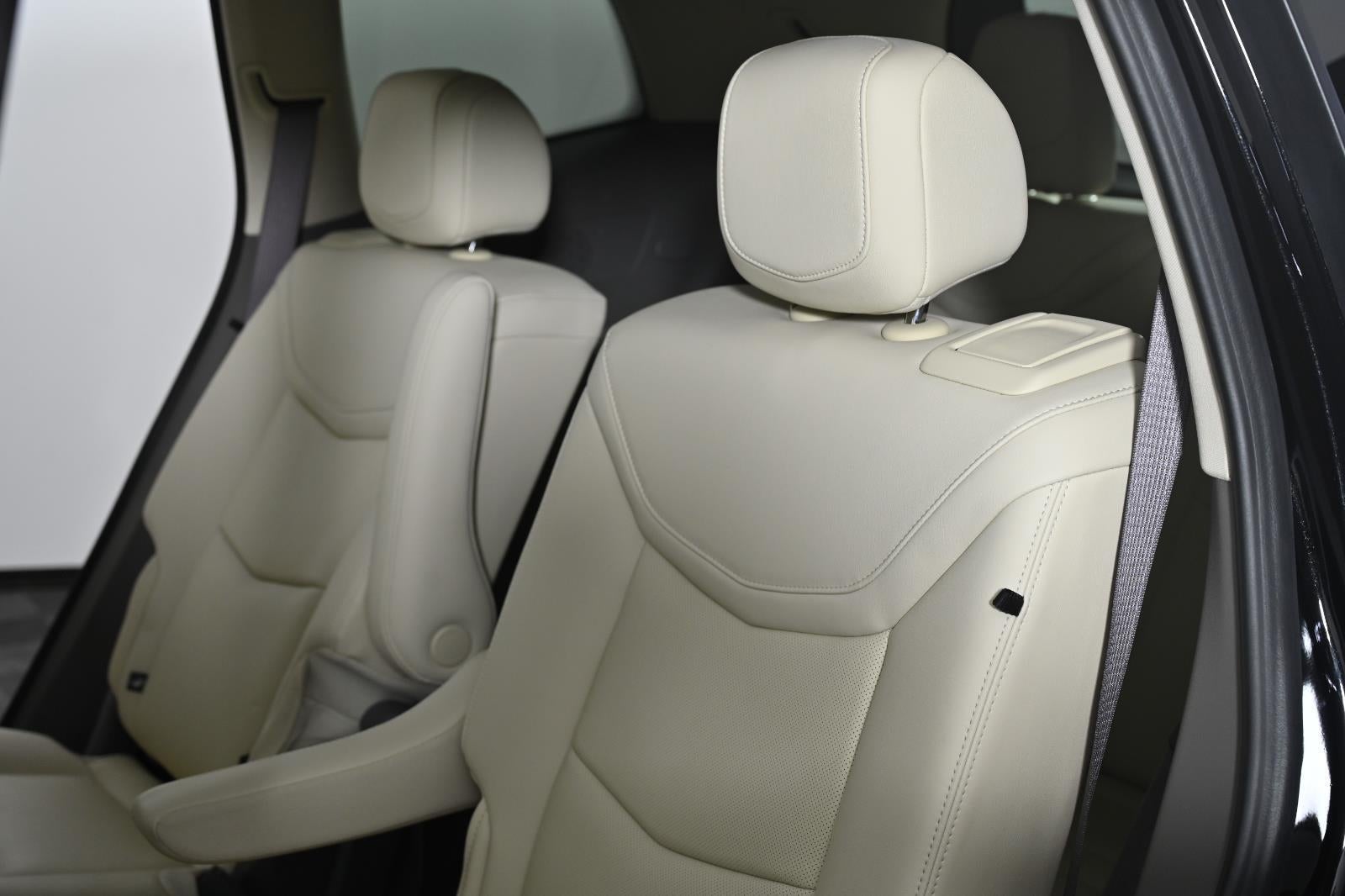 2024 Cadillac XT6 FWD Premium Luxury