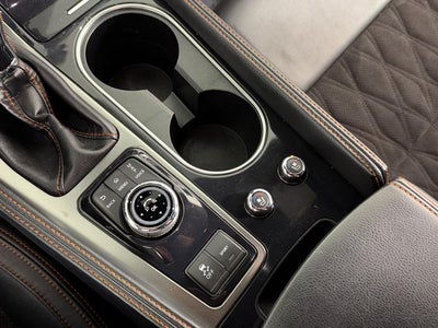 2023 Nissan Maxima SR
