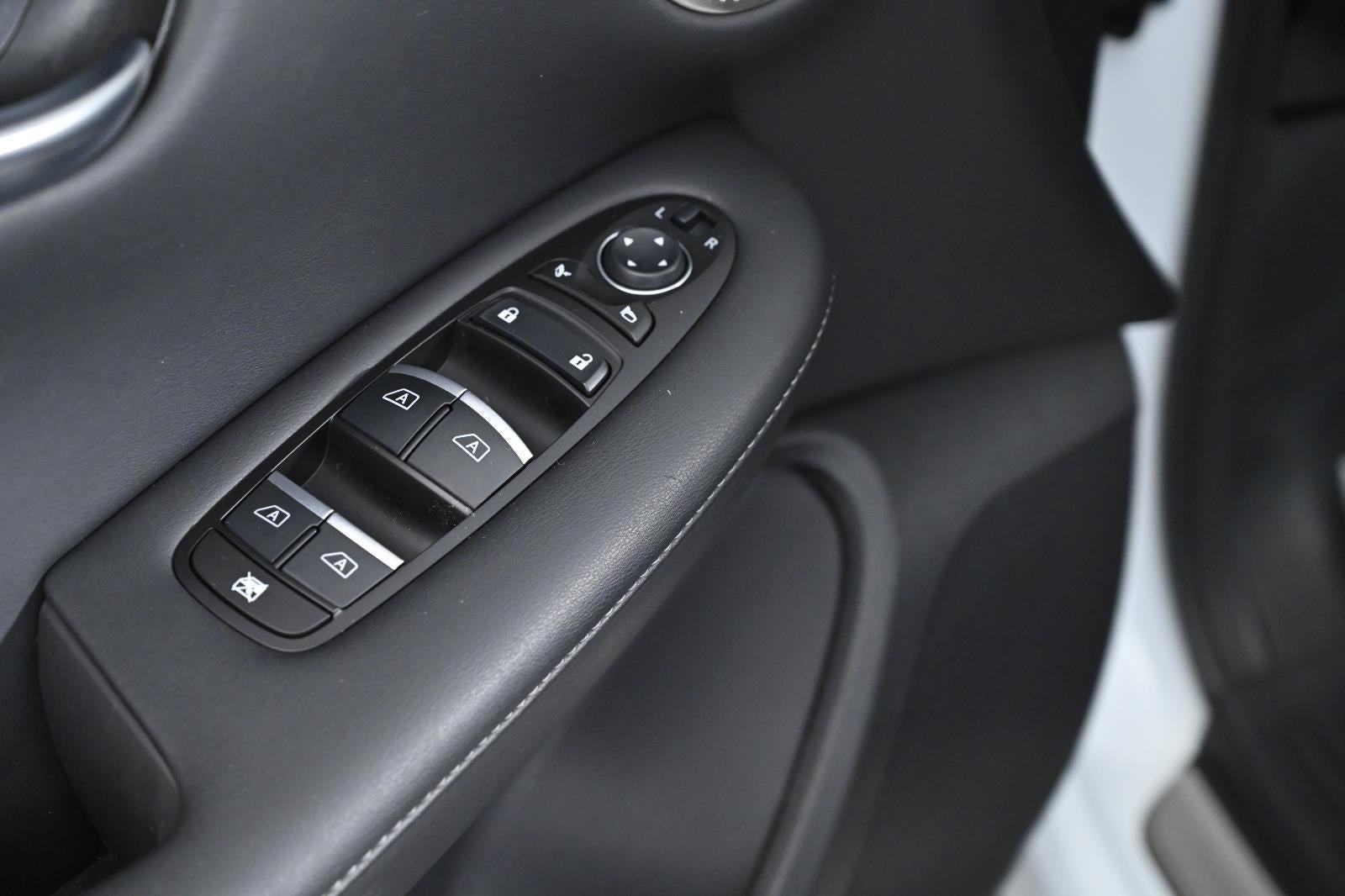 2024 INFINITI QX50 LUXE