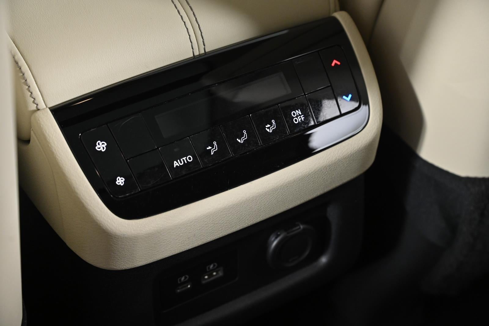 2022 INFINITI QX60 LUXE