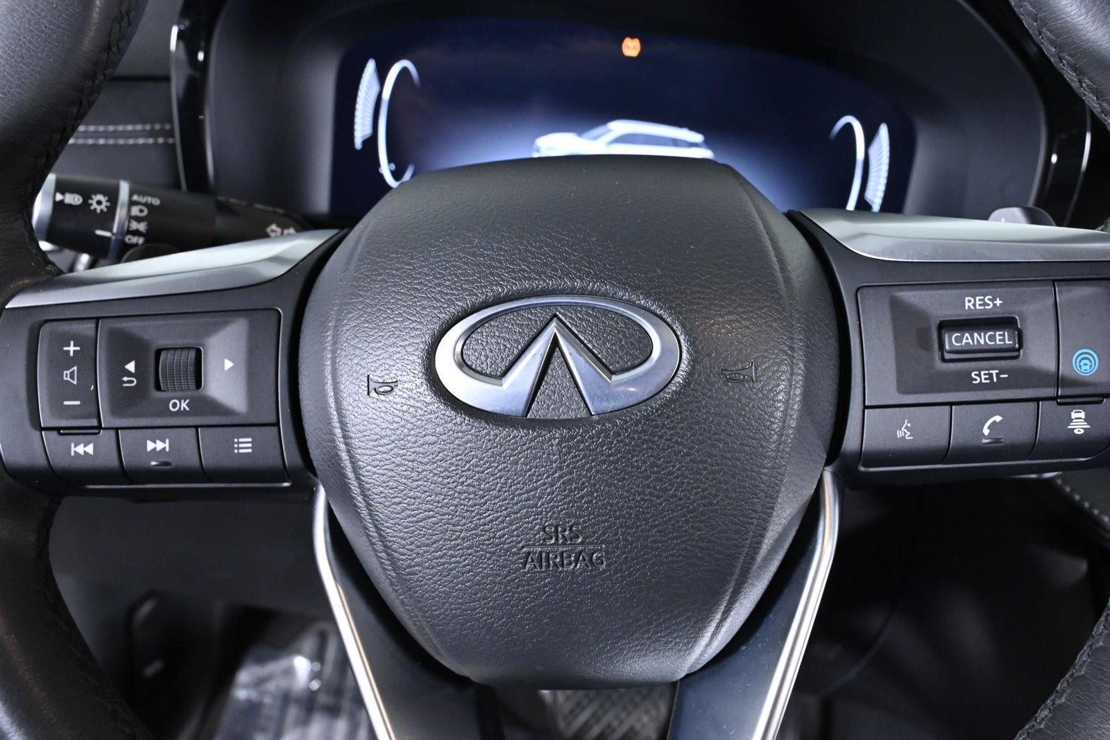 2023 INFINITI QX60 LUXE