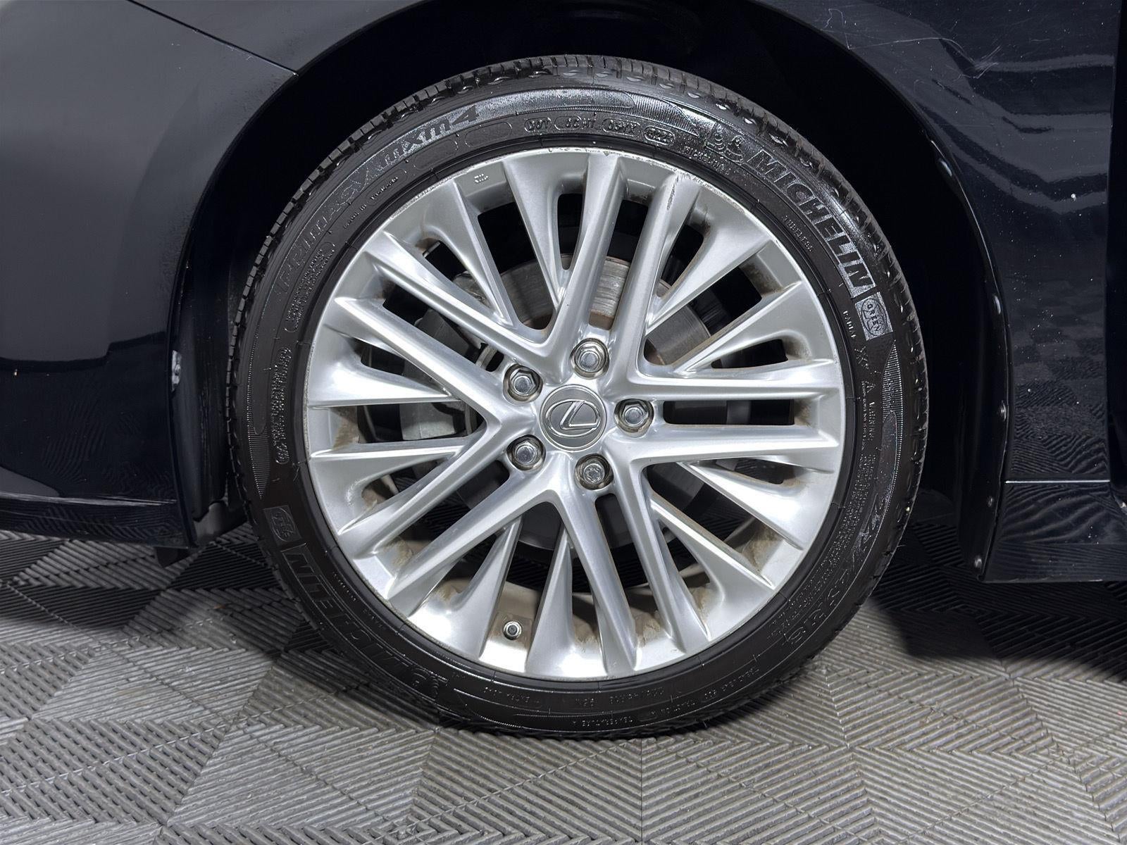2013 Lexus ES 350 4dr Sdn
