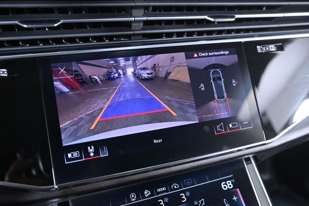 2023 Audi Q8 Premium Plus