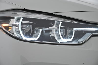 2018 BMW 3 Series 320i xDrive