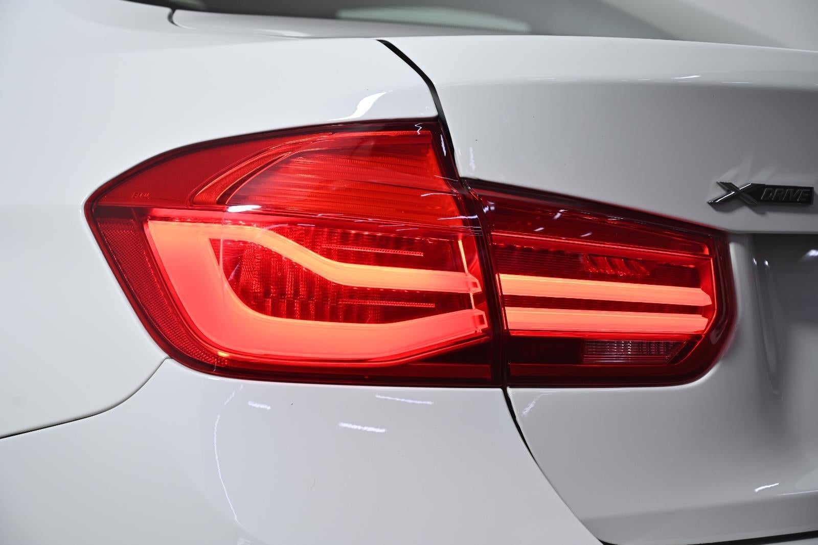 2018 BMW 3 Series 320i xDrive