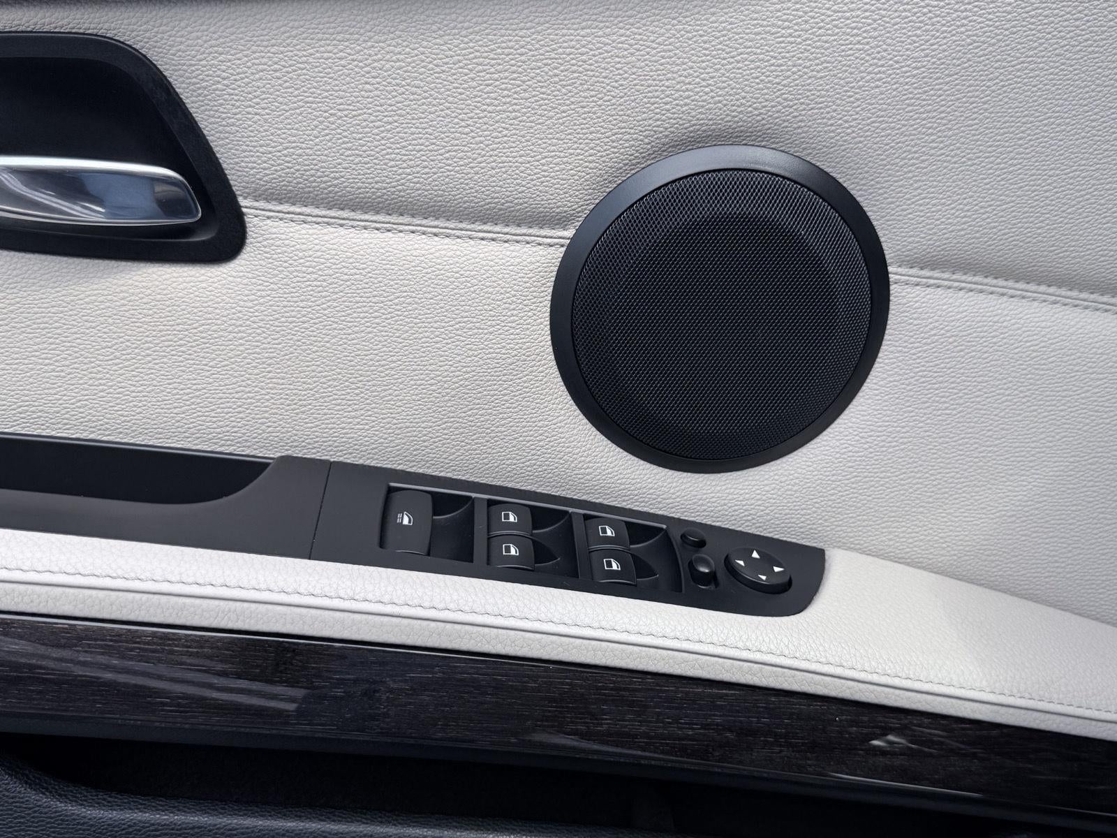 2012 BMW 3 Series 328i