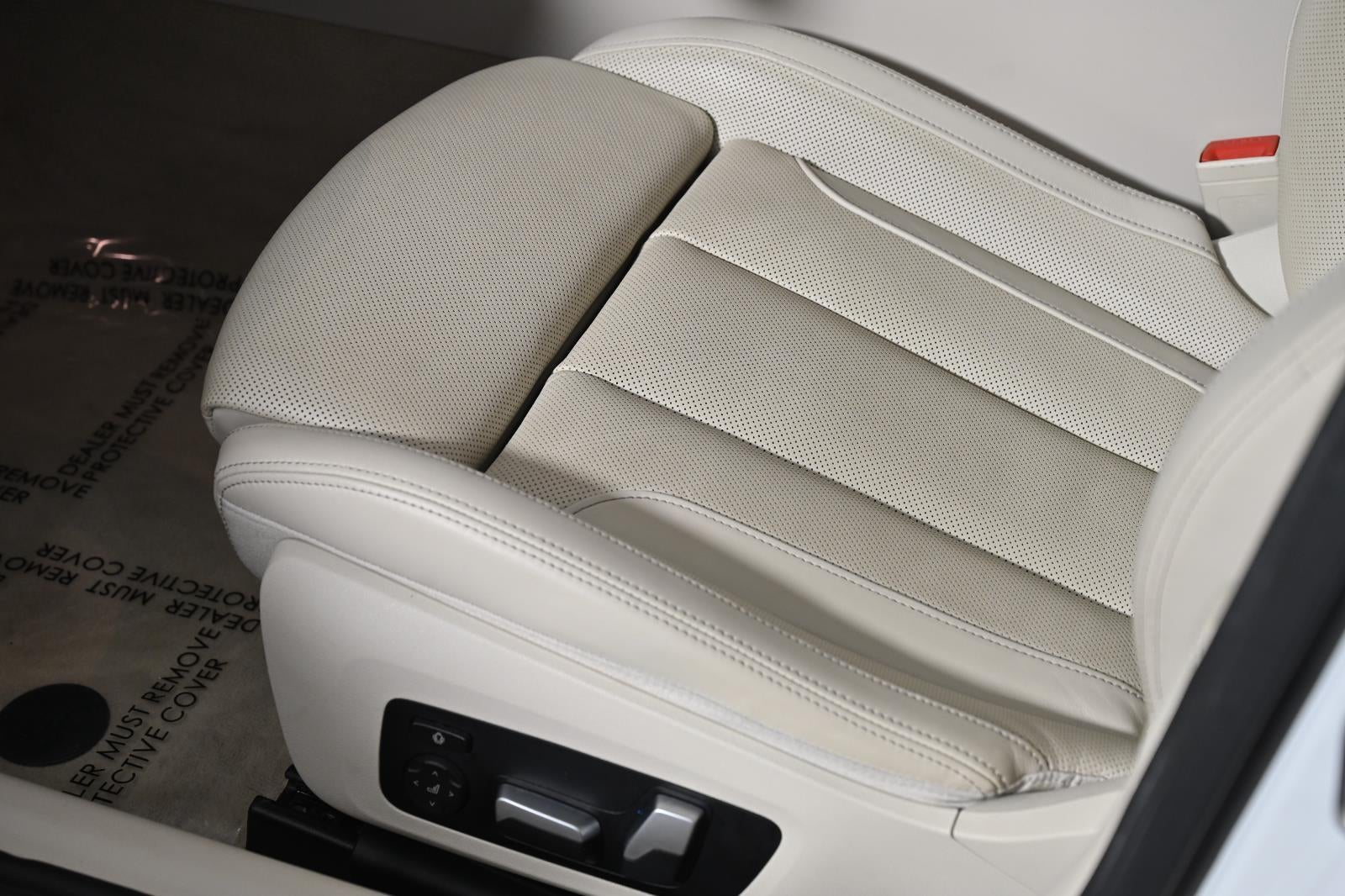 2022 BMW 8 Series M850i