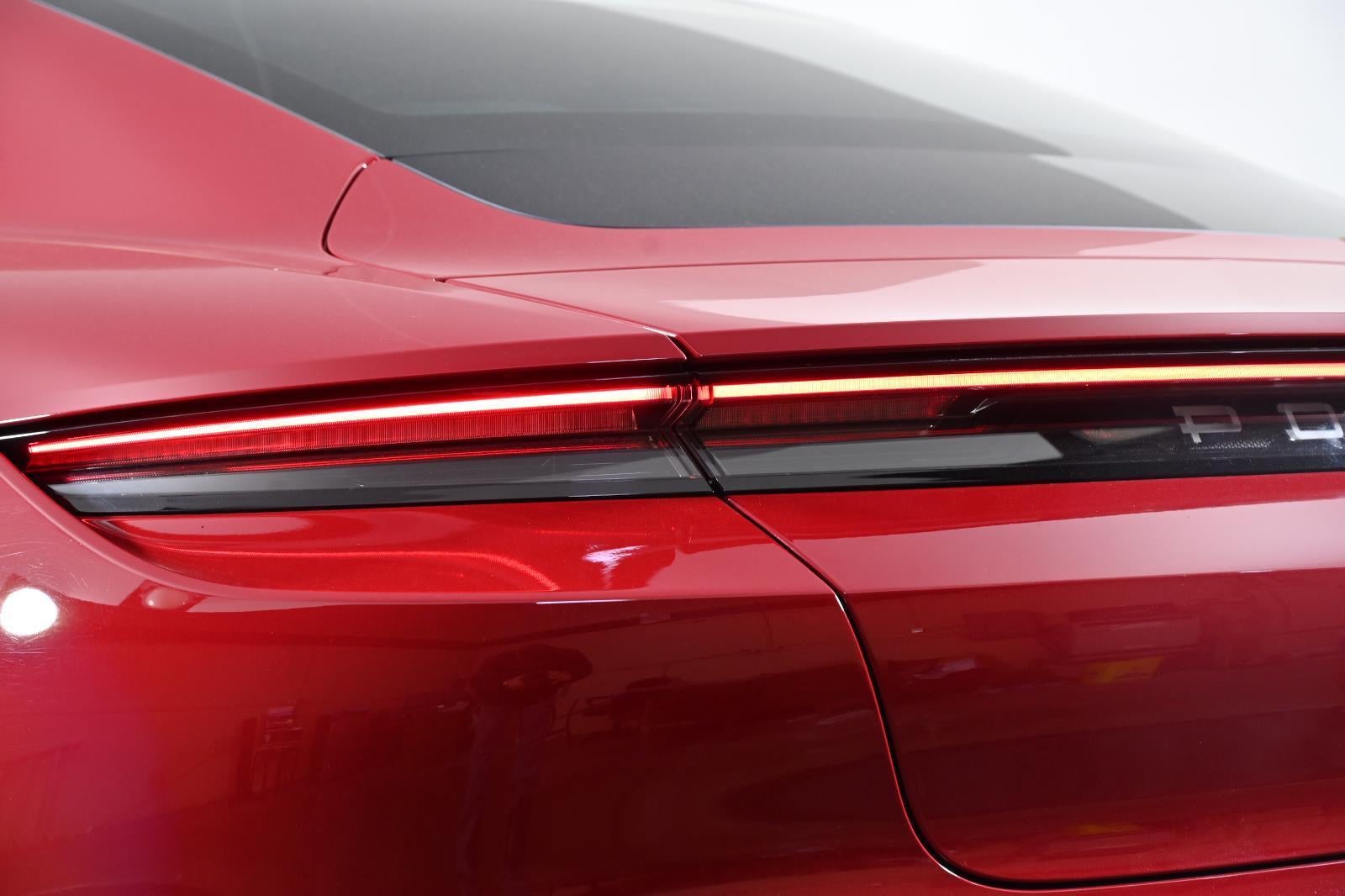 2022 Porsche Taycan 4S