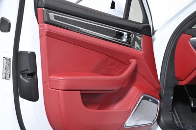 2020 Porsche Panamera GTS