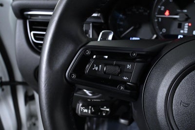 2024 Porsche Macan T