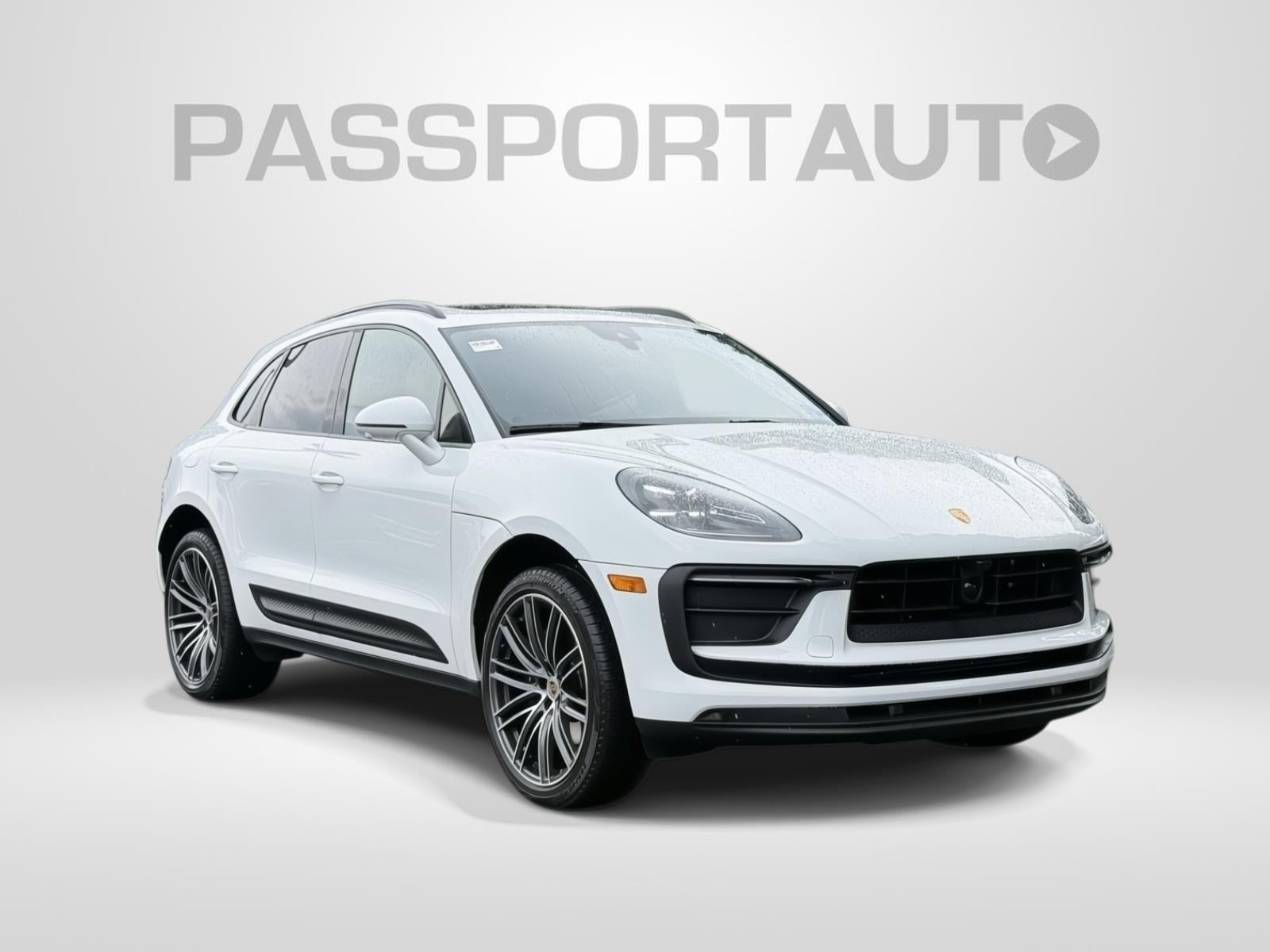 2025 Porsche Macan AWD