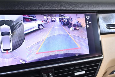 2023 Porsche Cayenne Base