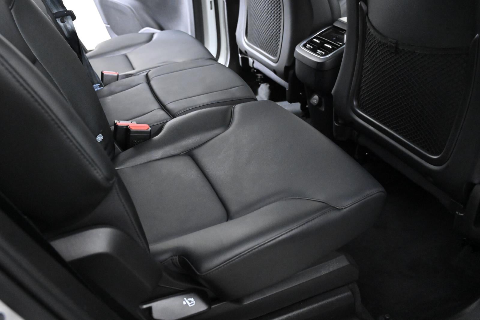 2022 Volvo XC90 Momentum