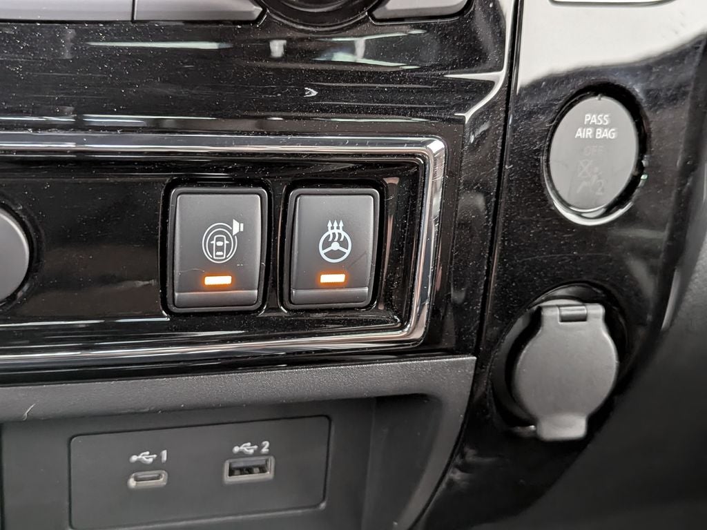 2023 Nissan Titan Platinum Reserve