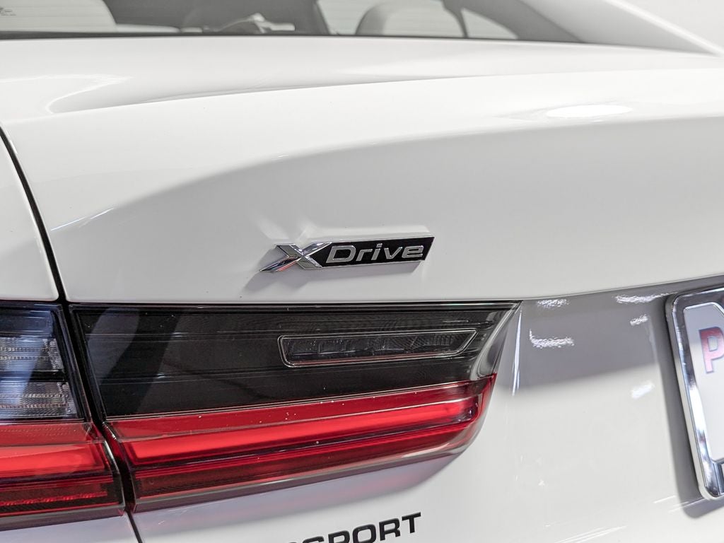 2022 BMW 330i xDrive 330i xDrive