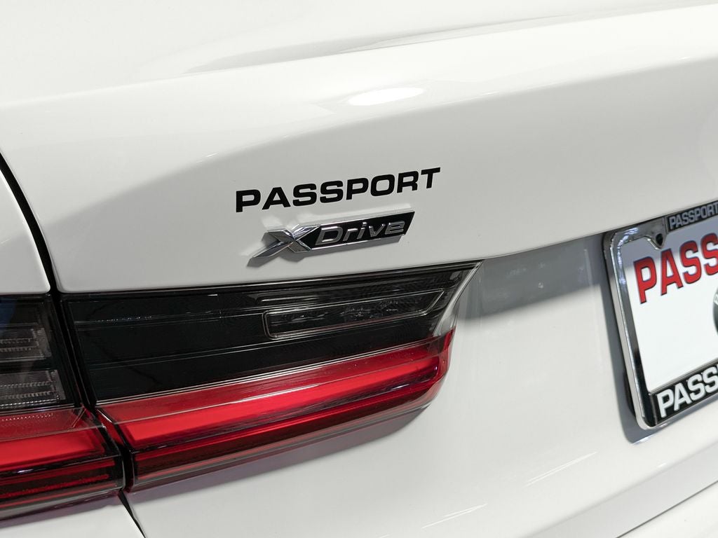 2025 BMW 330i xDrive 330i xDrive