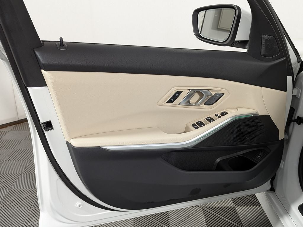 2025 BMW 330i xDrive 330i xDrive