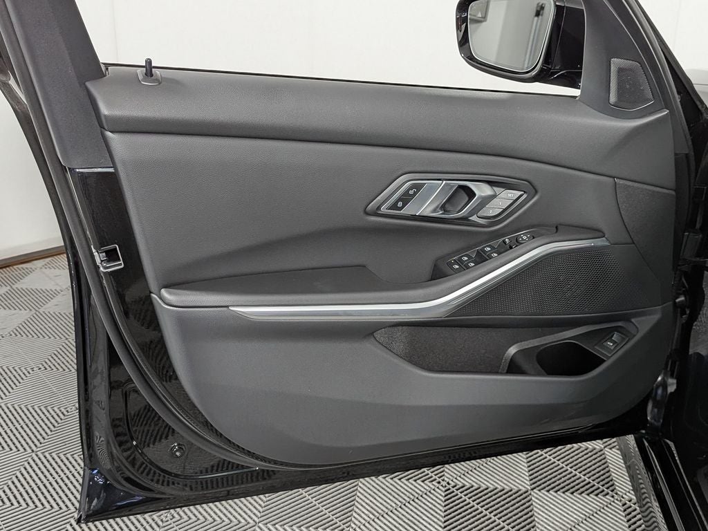 2023 BMW 330i xDrive 330i xDrive