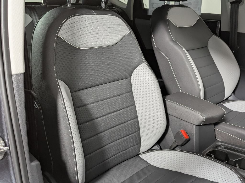 2024 Volkswagen Taos 1.5T SEL