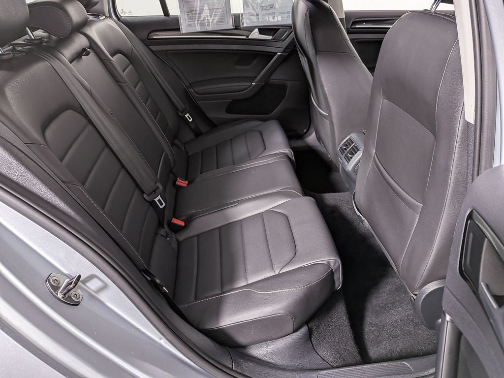 2015 Volkswagen Golf SportWagen S