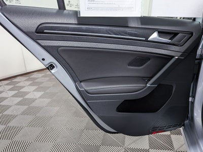2015 Volkswagen Golf SportWagen S