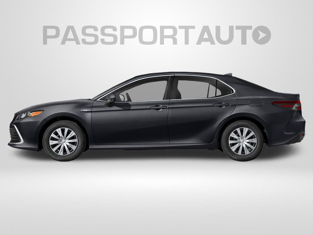 2022 Toyota Camry Hybrid LE