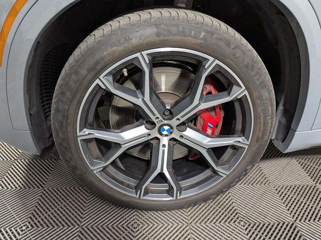 2026 BMW X5 M60i