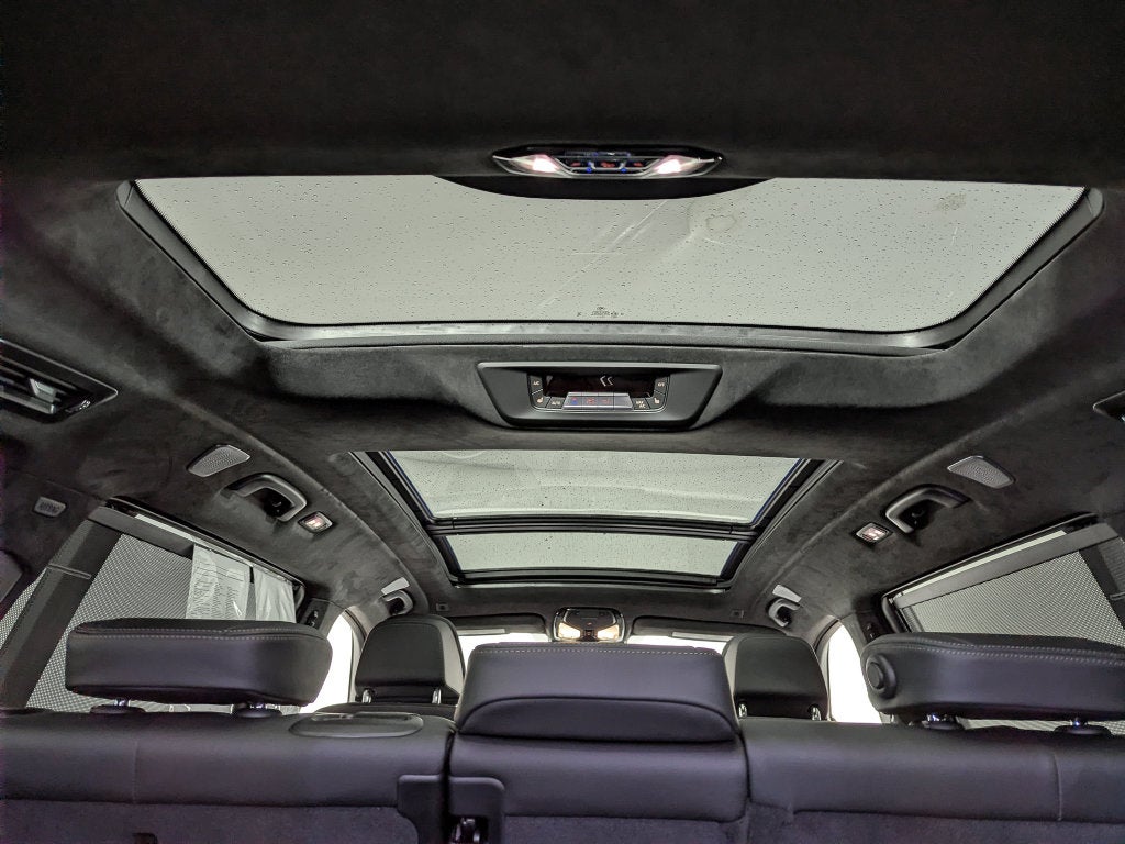 2026 BMW X7 ALPINA XB7