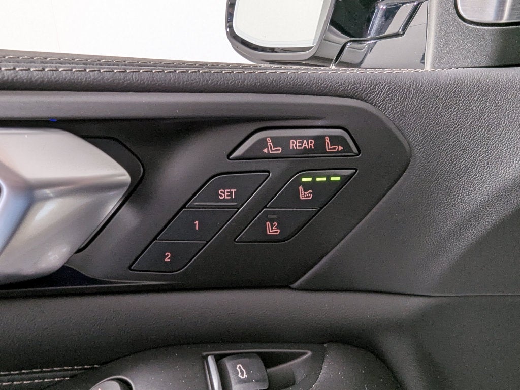 2026 BMW X7 ALPINA XB7