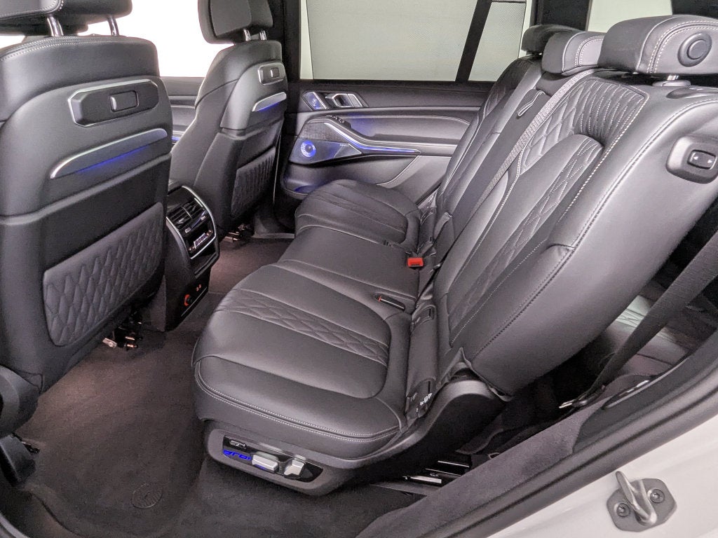2026 BMW X7 ALPINA XB7