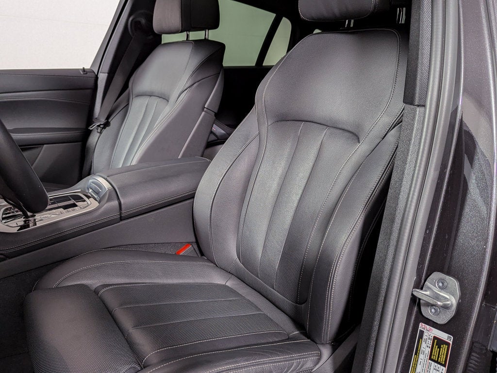 2021 BMW X6 sDrive40i