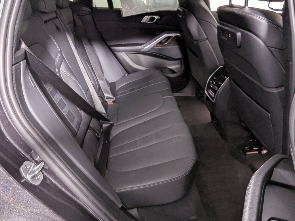 2021 BMW X6 sDrive40i