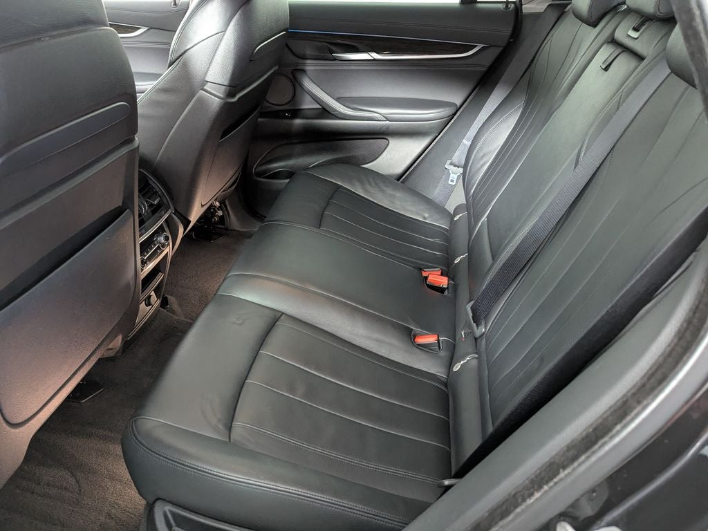 2015 BMW X6 xDrive35i