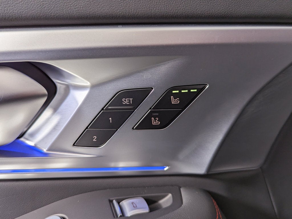 2024 BMW XM Label