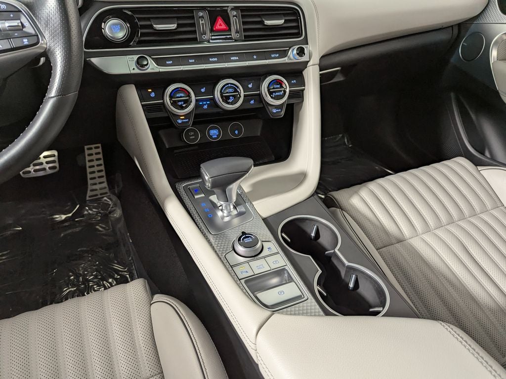 2023 Genesis G70 2.0T