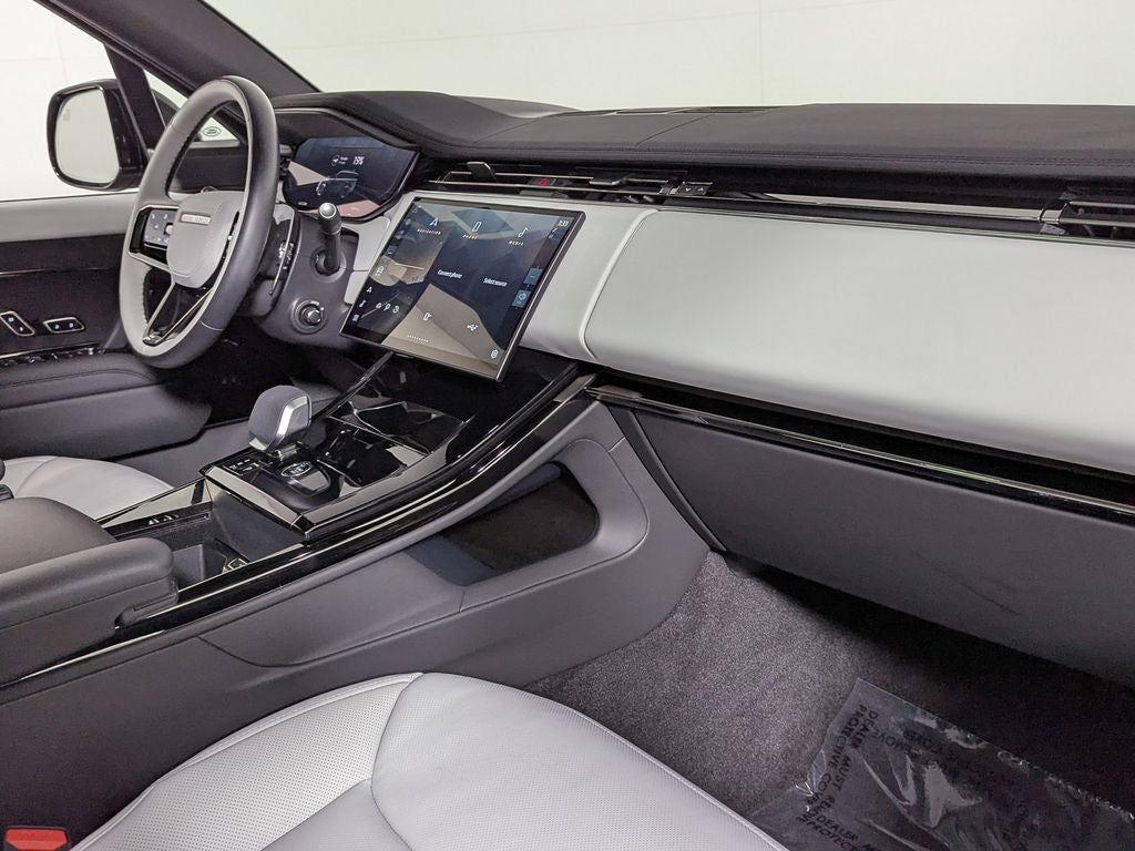 2025 Land Rover Range Rover Sport Plug-in Hybrid Dynamic SE