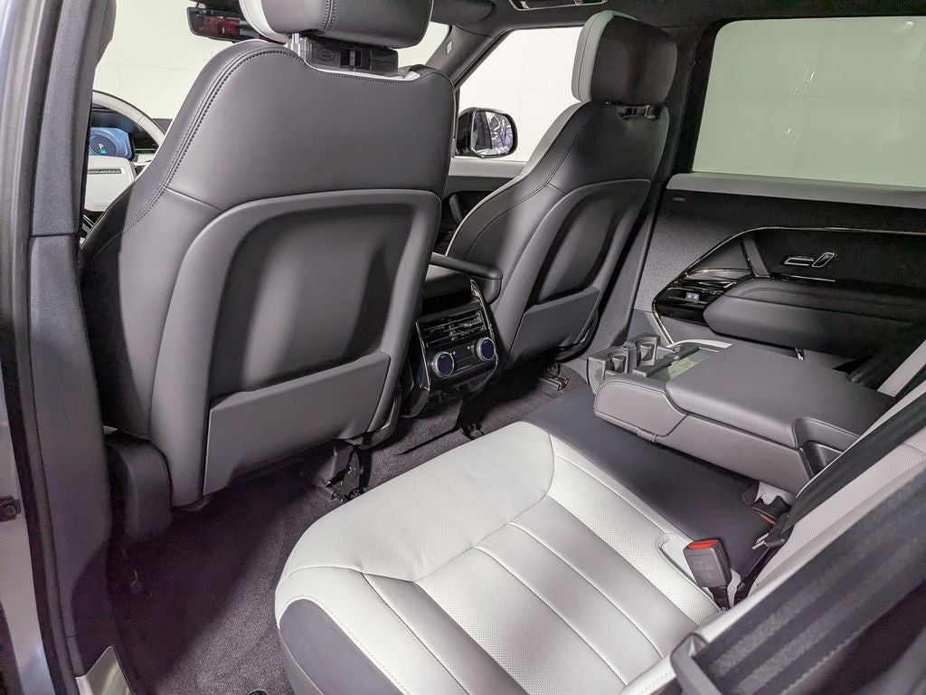 2025 Land Rover Range Rover Sport Plug-in Hybrid Dynamic SE