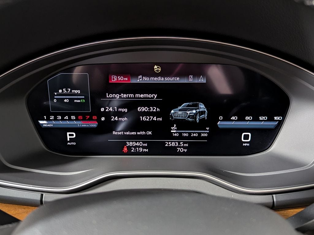 2023 Audi Q5 40 Premium Plus quattro