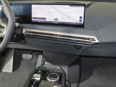 2026 BMW iX xDrive45
