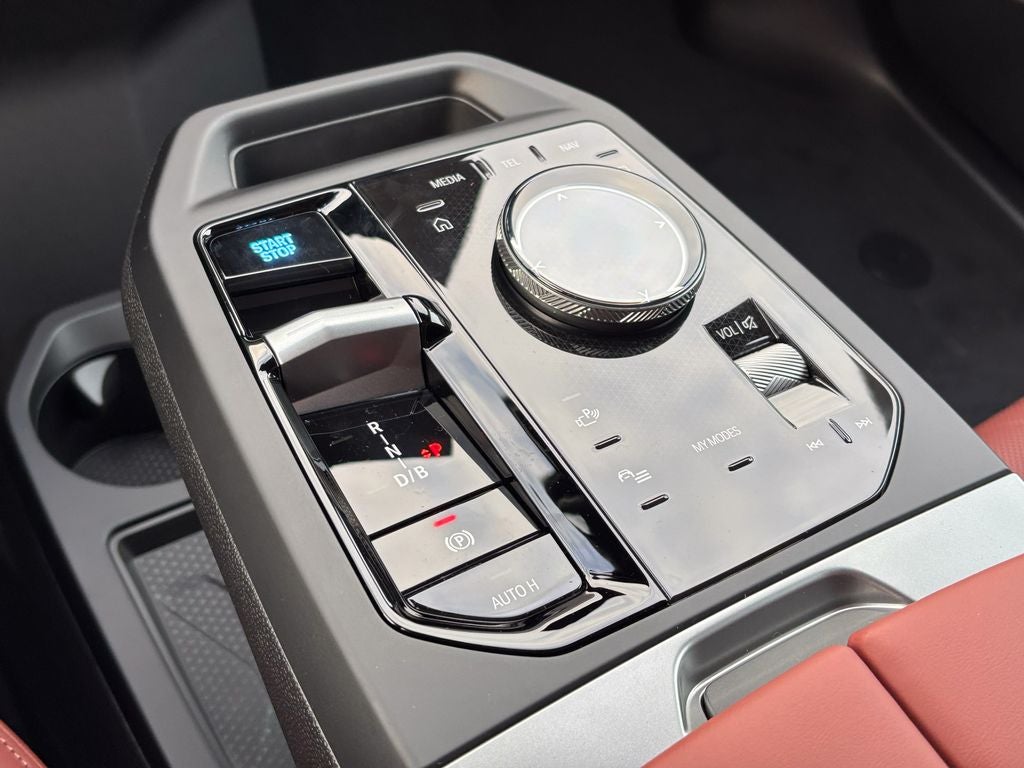 2026 BMW iX xDrive45
