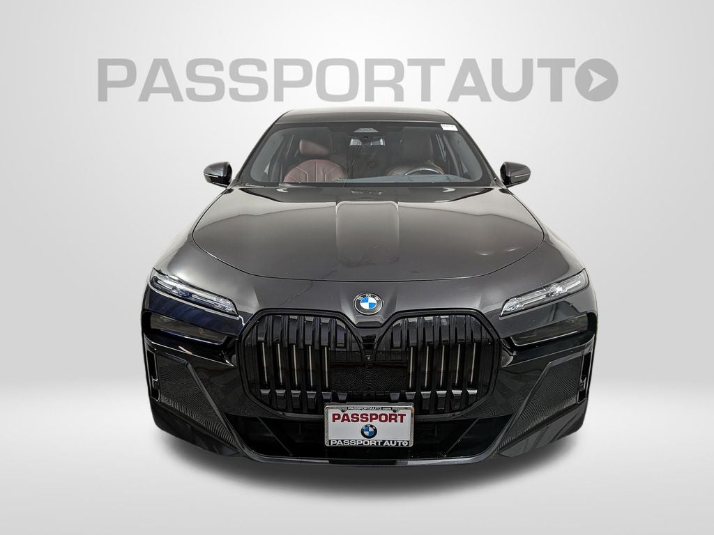2023 BMW 740i 740i
