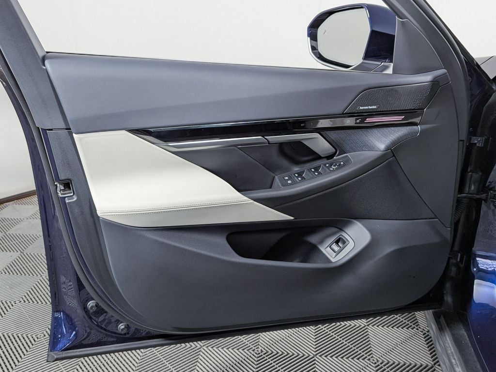 2025 BMW 530i xDrive 530i xDrive