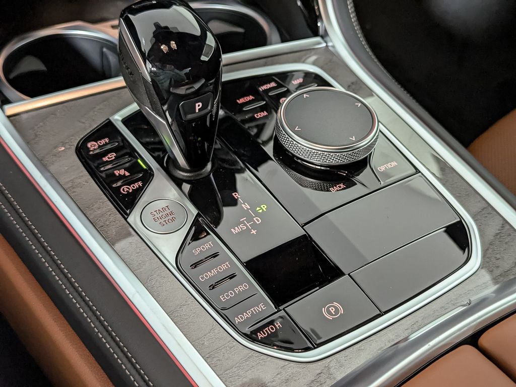 2026 BMW 8 Series 840i