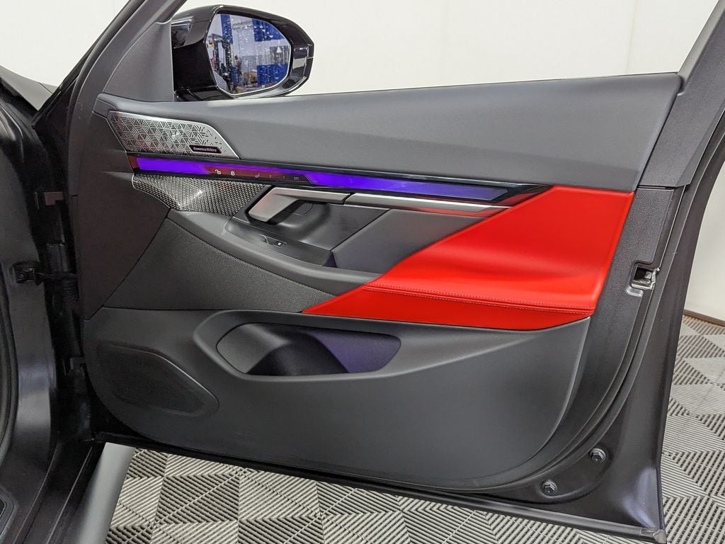 2025 BMW M5 Base