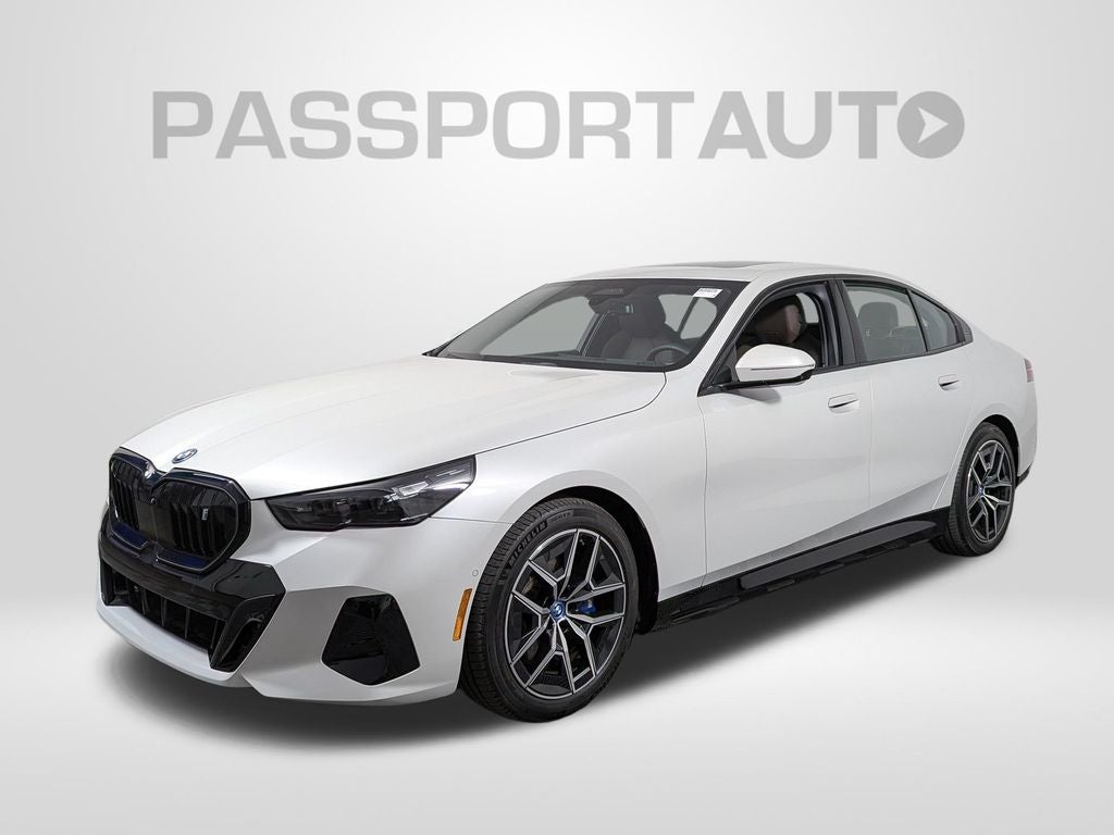 2025 BMW i5 xDrive40 Sedan's photo