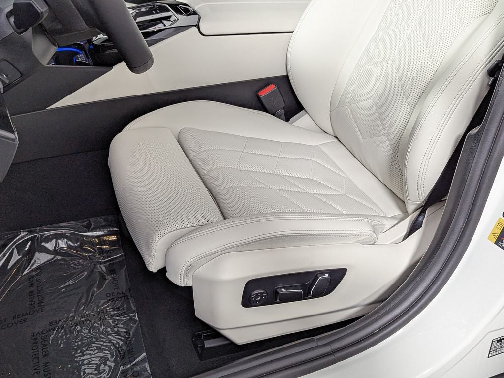 2025 BMW i5 xDrive40 xDrive40