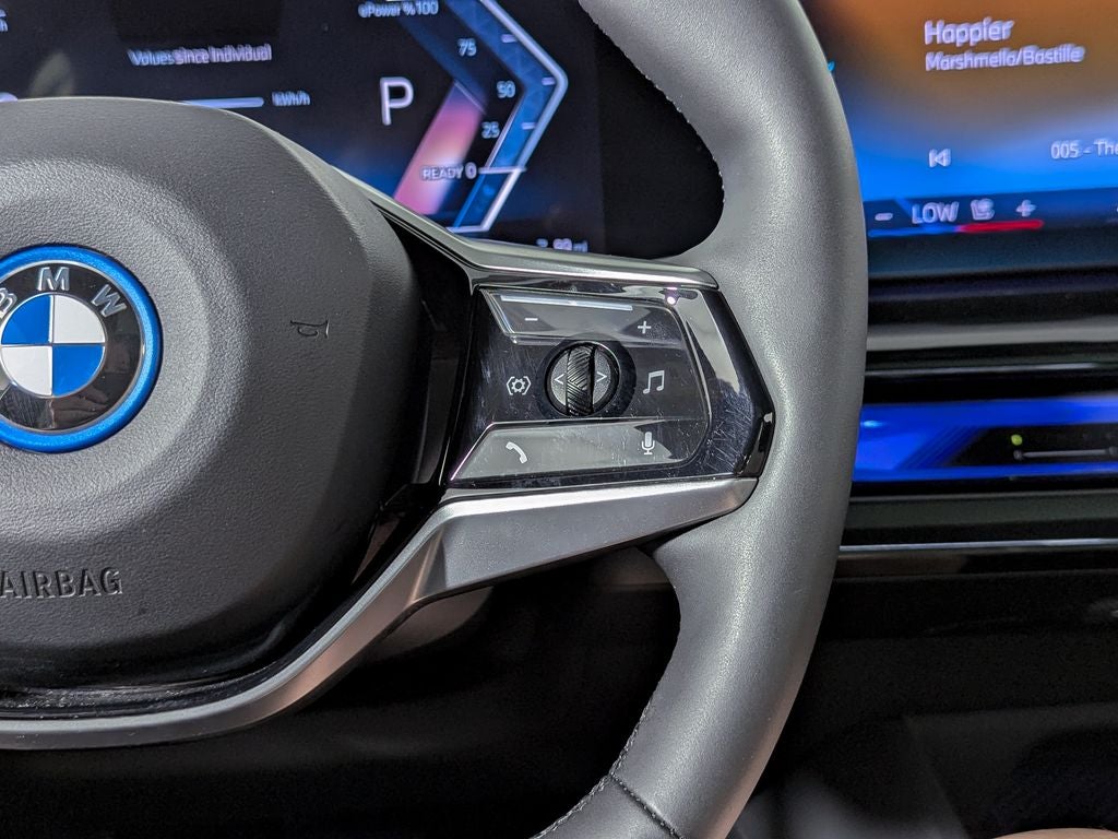2025 BMW i5 xDrive40 xDrive40