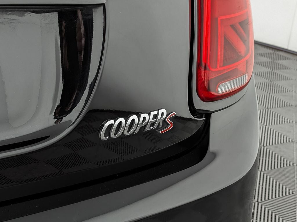 2020 MINI Cooper S Iconic